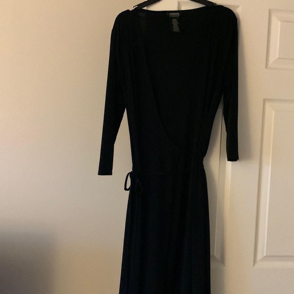 George black wrap dress. size Medium 8/10